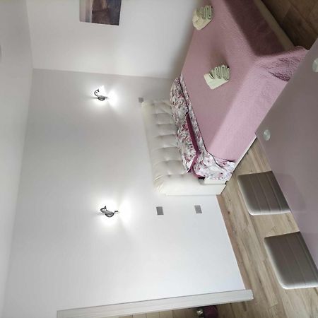 Villa Bianca Bb E Apartments 아르바탁스 외부 사진