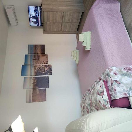 Villa Bianca Bb E Apartments 아르바탁스 외부 사진