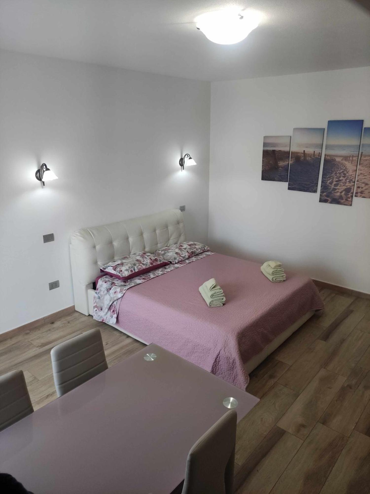 Villa Bianca Bb E Apartments 아르바탁스 외부 사진