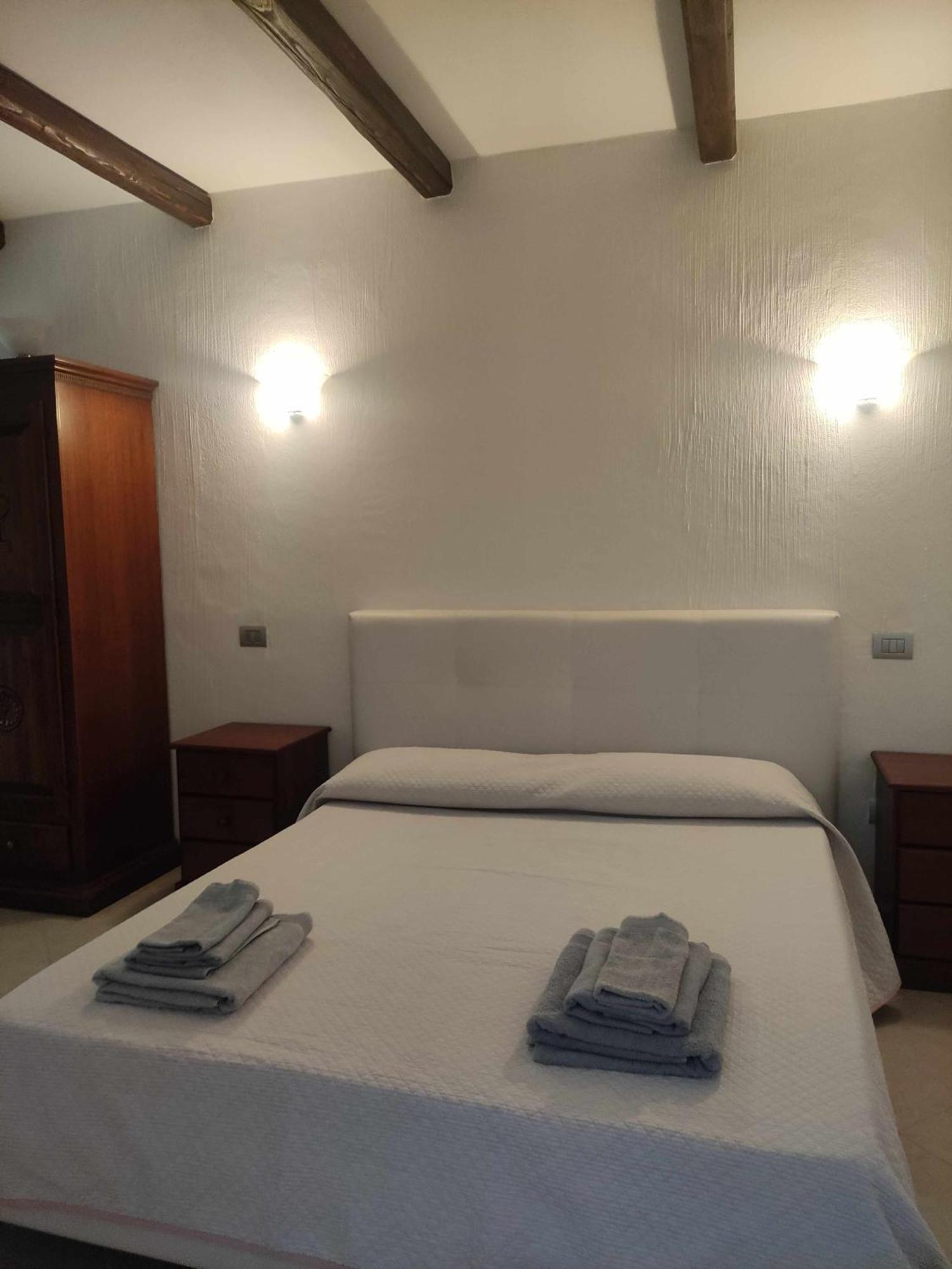 Villa Bianca Bb E Apartments 아르바탁스 외부 사진