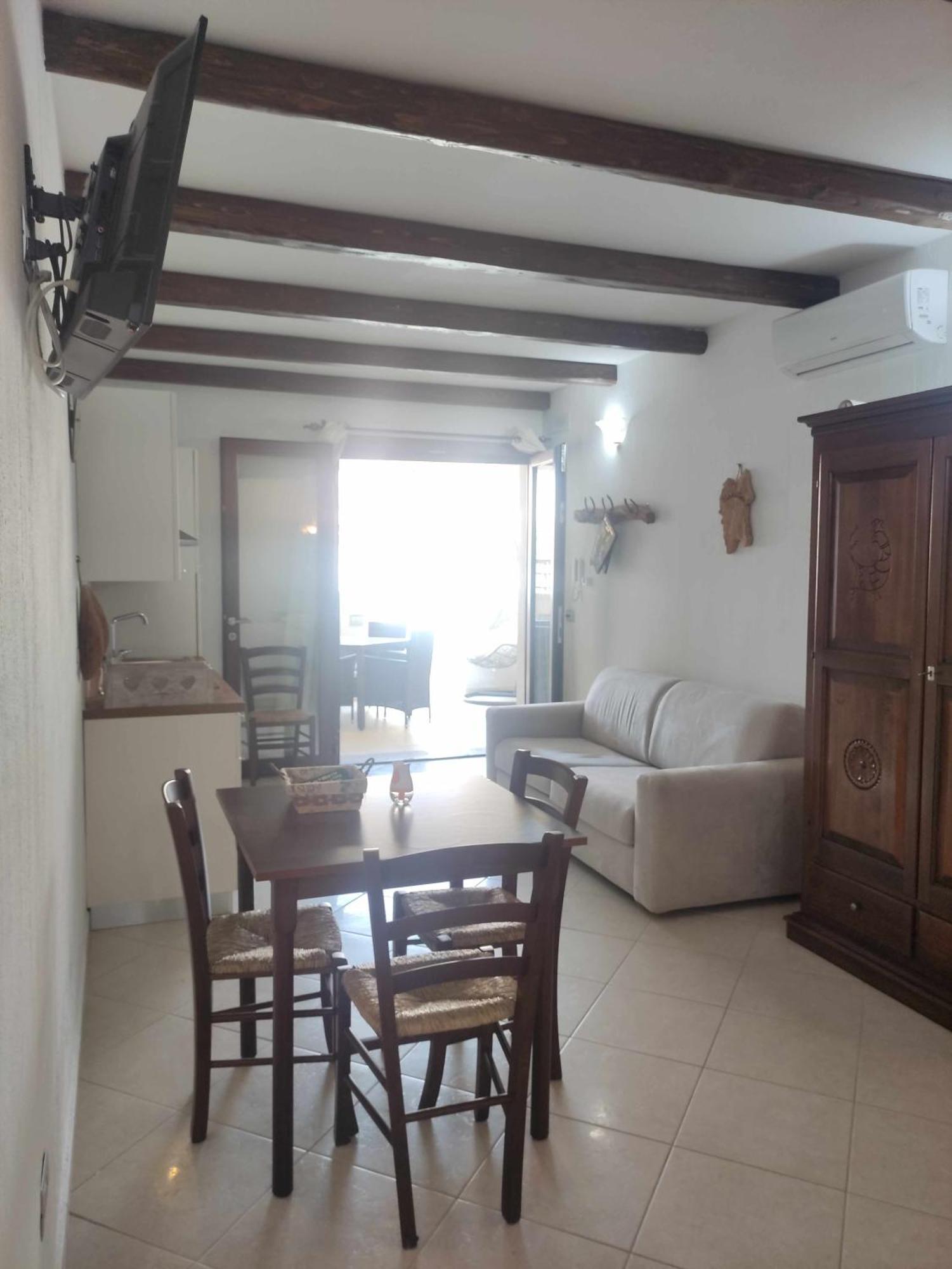 Villa Bianca Bb E Apartments 아르바탁스 외부 사진