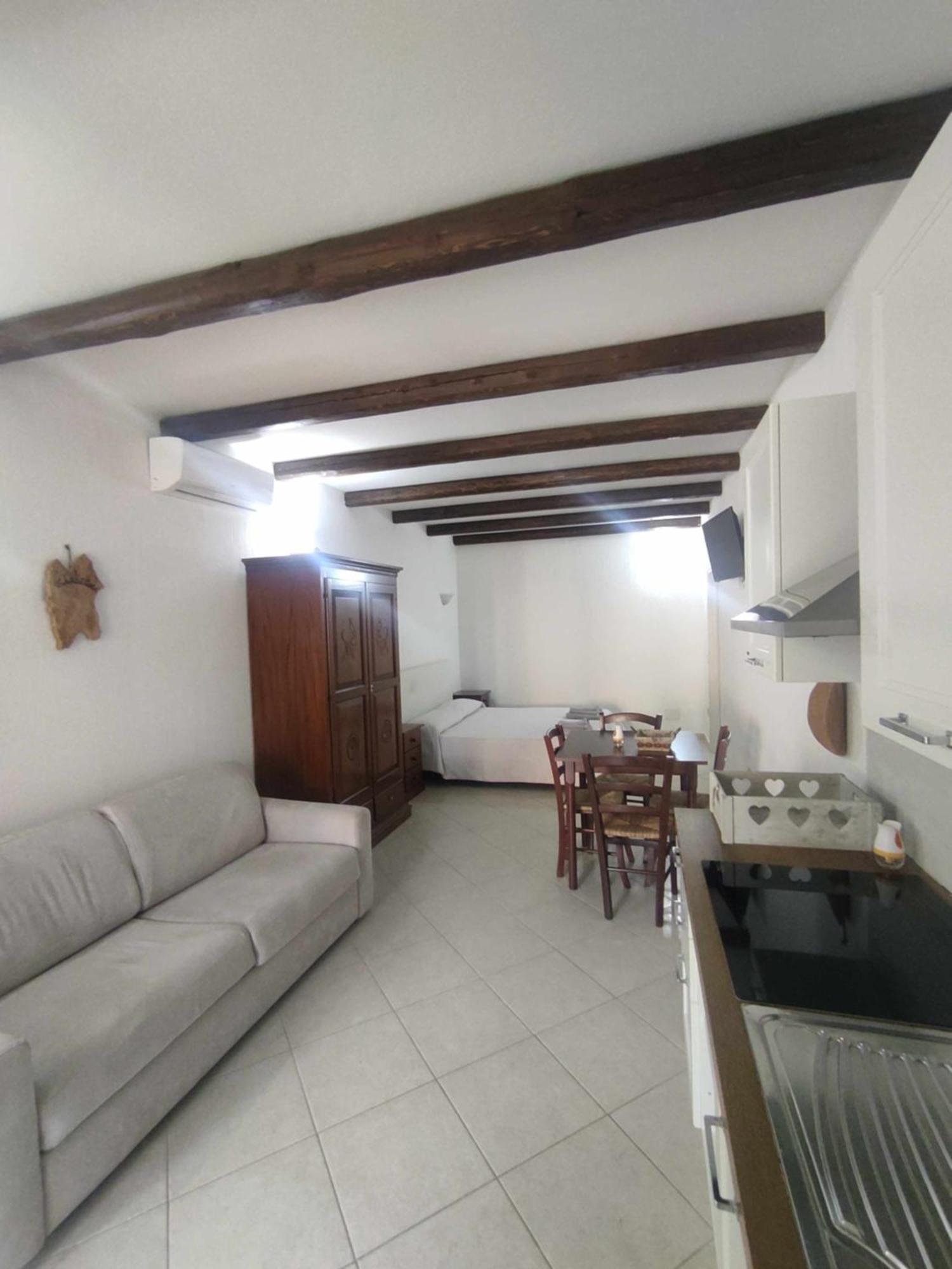 Villa Bianca Bb E Apartments 아르바탁스 외부 사진
