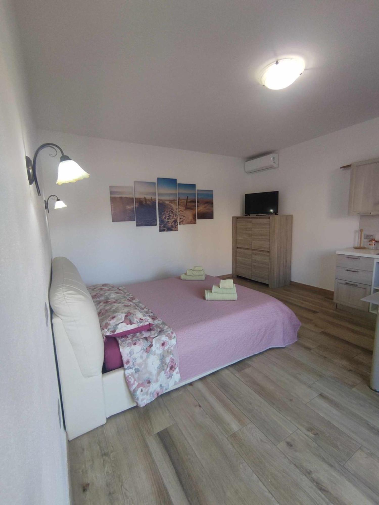 Villa Bianca Bb E Apartments 아르바탁스 외부 사진